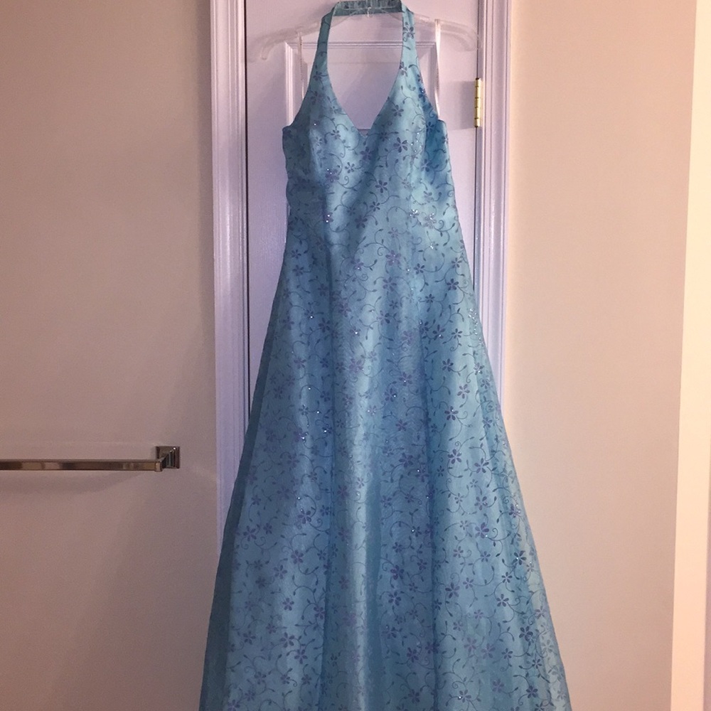 Prom dress light blue size9/10